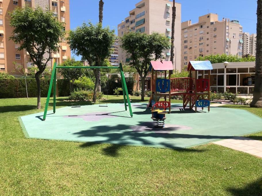 Precioso Apartamento En Urbanizacion Junto Al Mar. 阿利坎特 外观 照片